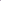 Une femme porte une robe chemise en satin mauve. La robe est ceinturée à la taille et possède un col montant. Les manches sont longues et bouffantes. La femme est vue de dos.