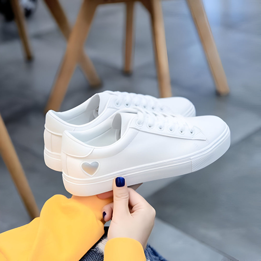 Baskets Femme Coeur Blanches

