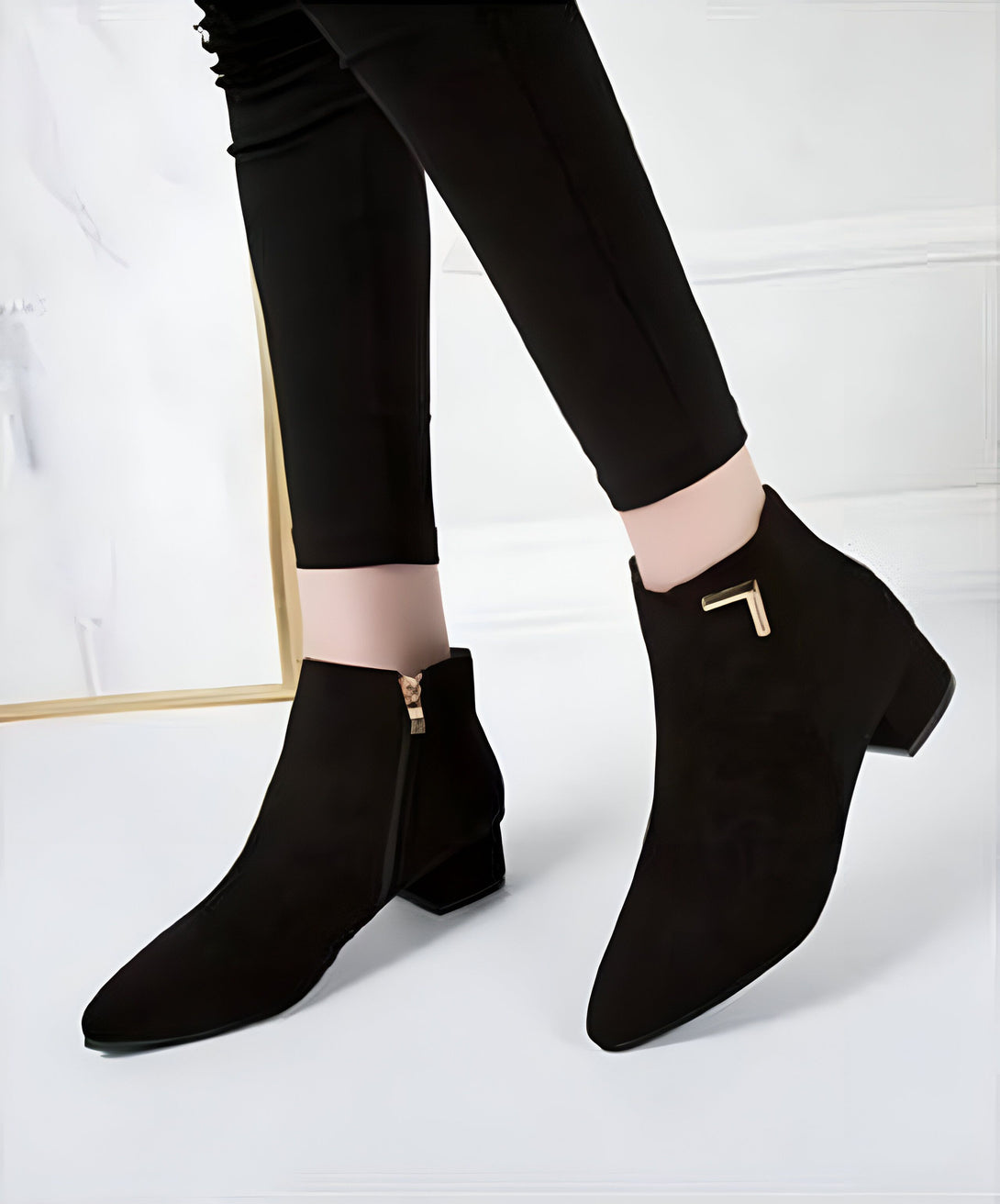 Bottines Femme Talon Petit Carré Chic
