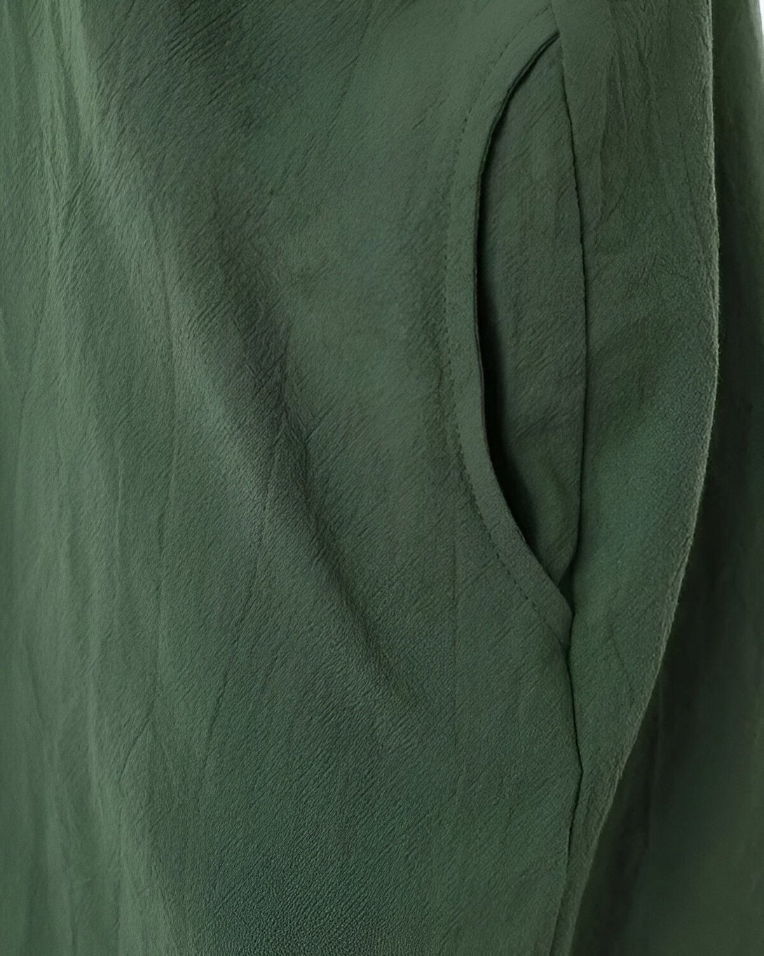 Une image d'un pantalon vert avec une poche.