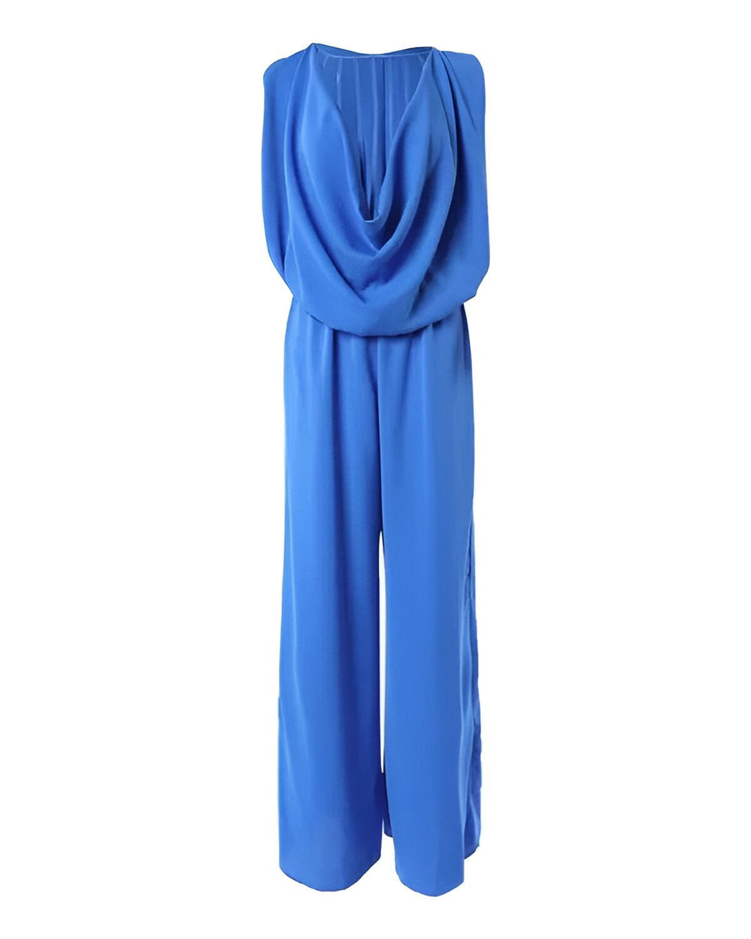 Une combinaison-pantalon bleu ciel, ample et fluide, avec un décolleté en V et des jambes larges.