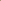 Une femme porte une robe beige moulante avec un short intégré. La robe est fendue sur le côté et nouée à la taille. Elle porte également un collier et des talons beige.