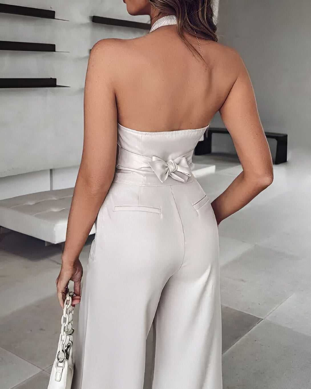 Ensemble haut débardeur boutonné et pantalon design avec poche passepoilée