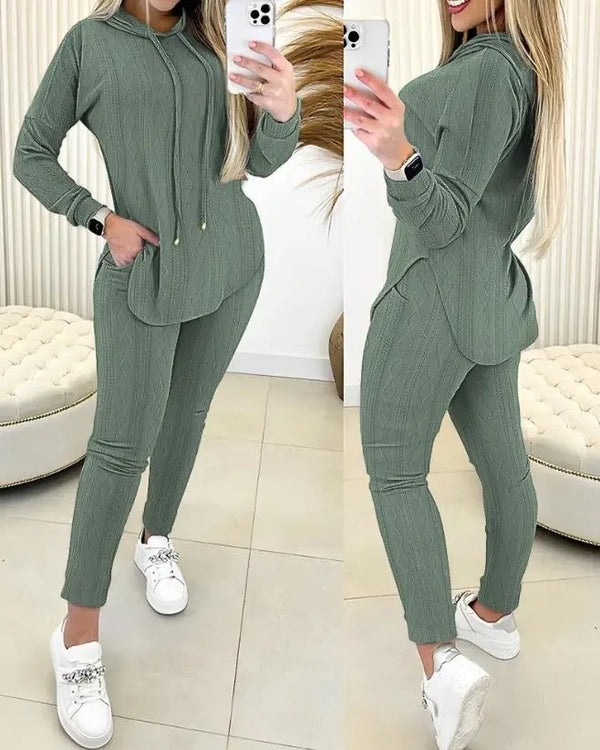 Ensemble haut à capuche côtelé et pantalon à poches avec patch en dentelle