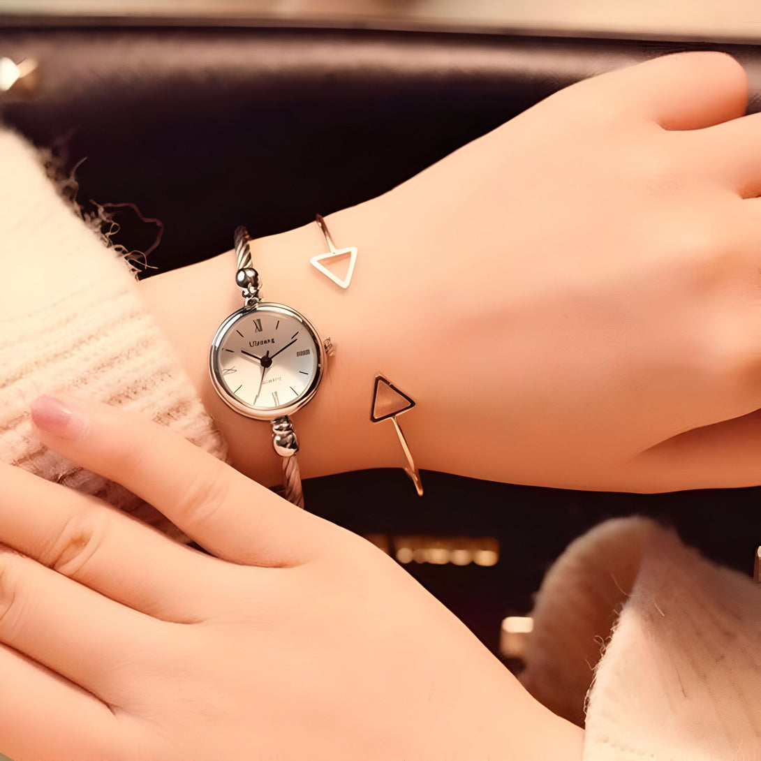 Montre Bracelet Femme Élégante
