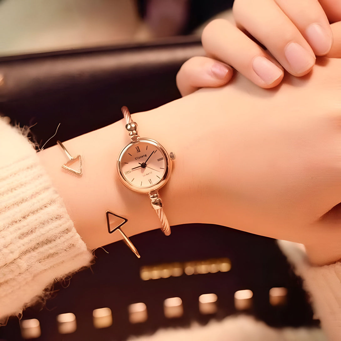 Montre Bracelet Femme Élégante
