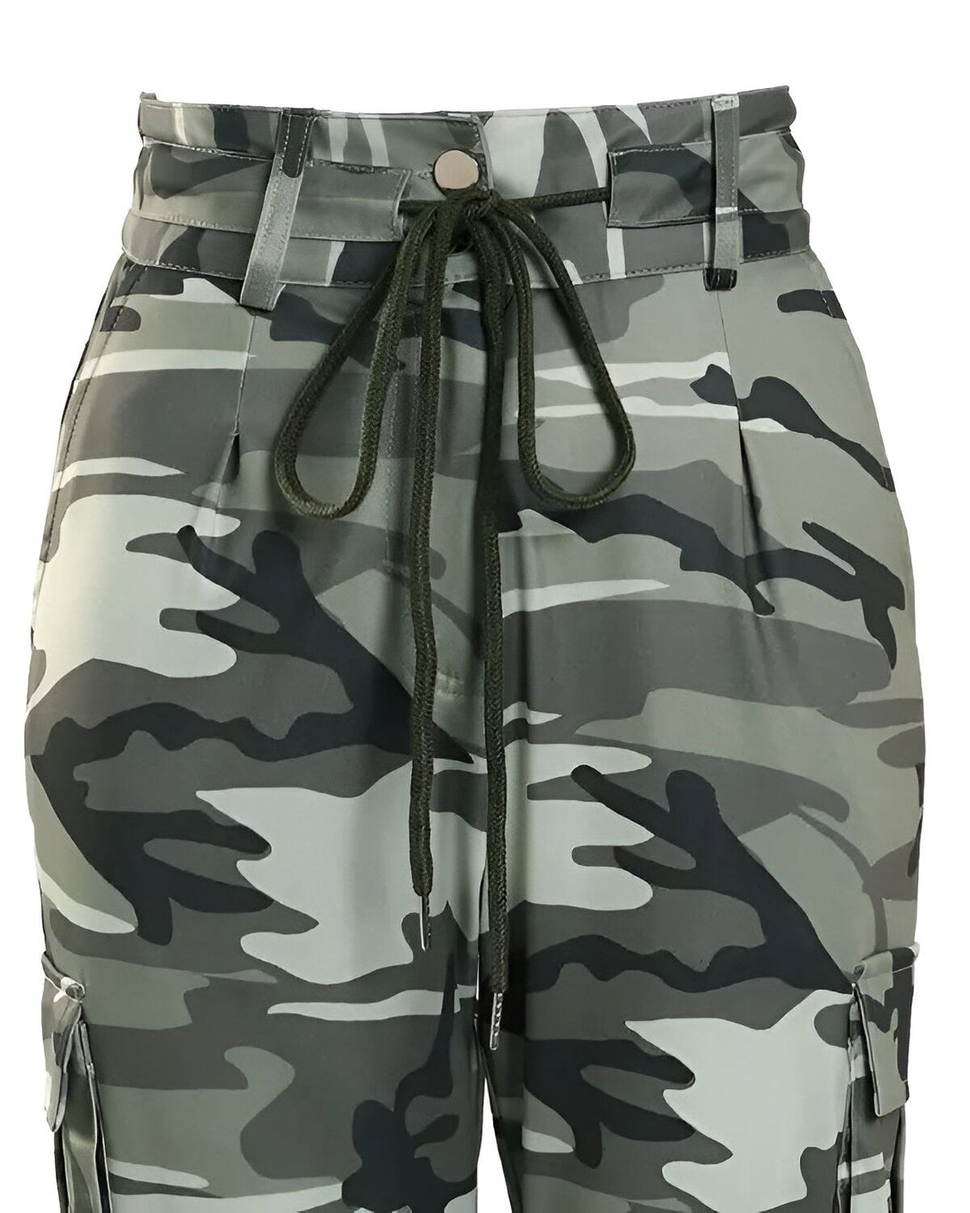 Ce pantalon cargo est parfait pour les femmes qui aiment le style militaire. Il est disponible en plusieurs couleurs et est fabriqué dans un tissu de haute qualité.