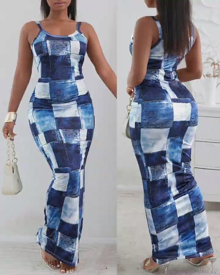 Video d'une femme portant : Robe Maxi Skims Imprimée Look Denim à Col U