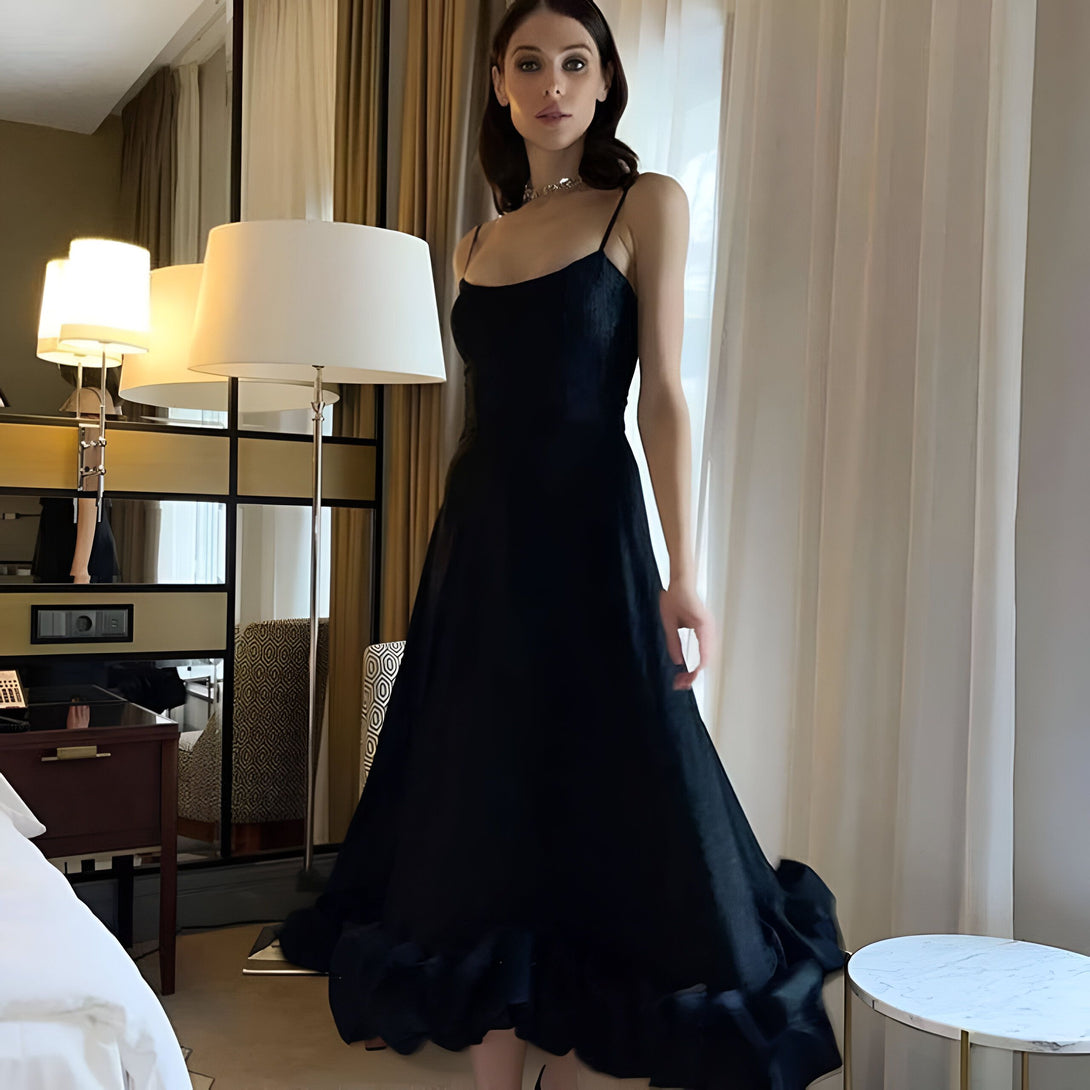 Robe mi-longue été femme col carré
