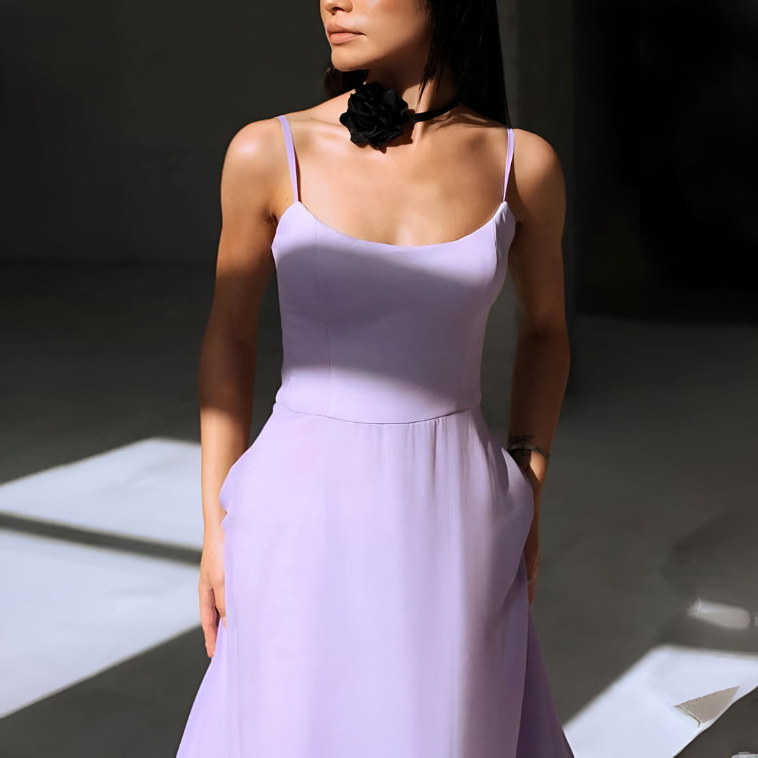 Robe mi-longue été femme col carré
