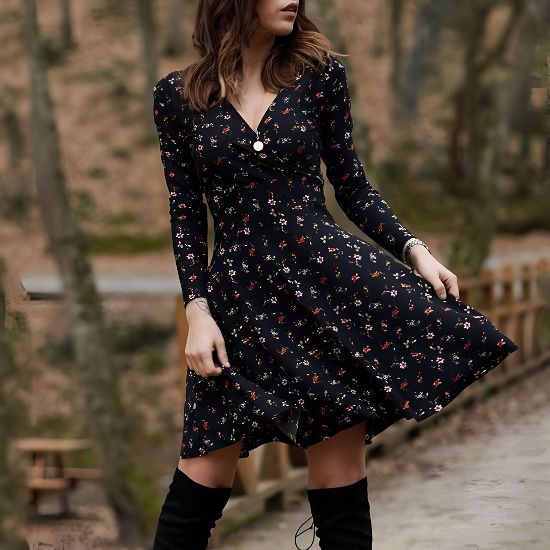 Robe mi-longue fleurie manches longues
