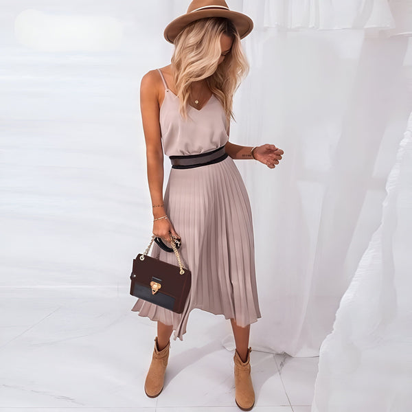 Robe Plissée Femme Élégante
