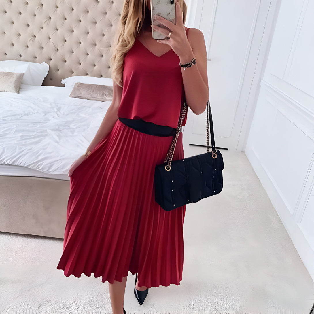 Robe Plissée Femme Élégante
