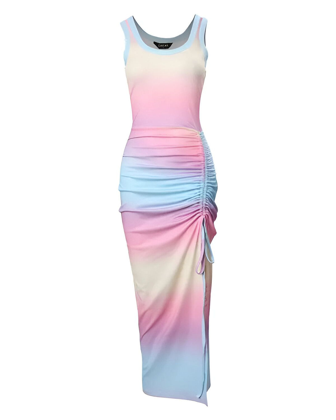 Une robe mi-longue ajustée et colorée avec un dégradé de couleurs allant du rose au bleu ciel.