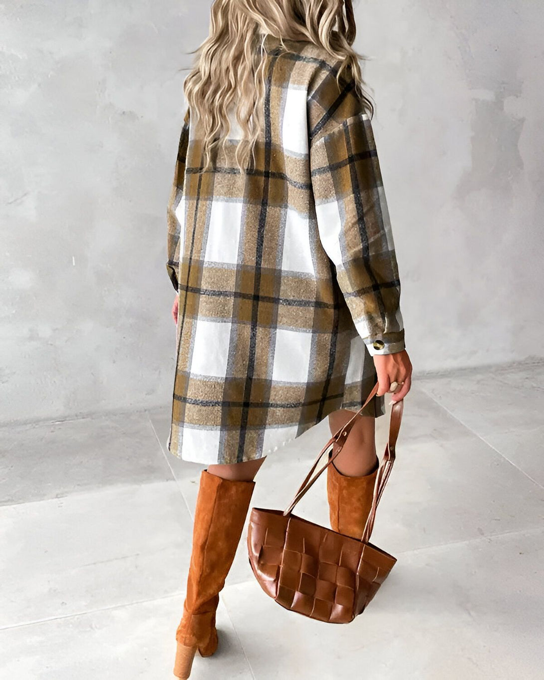 Veste longue boutonnée à imprimé écossais et poche